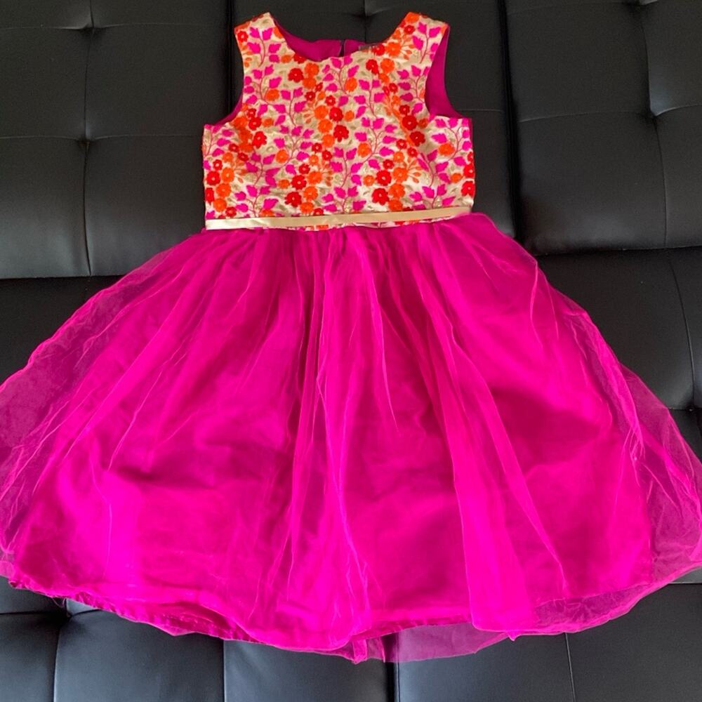 Beautiful girls 9-10y dress